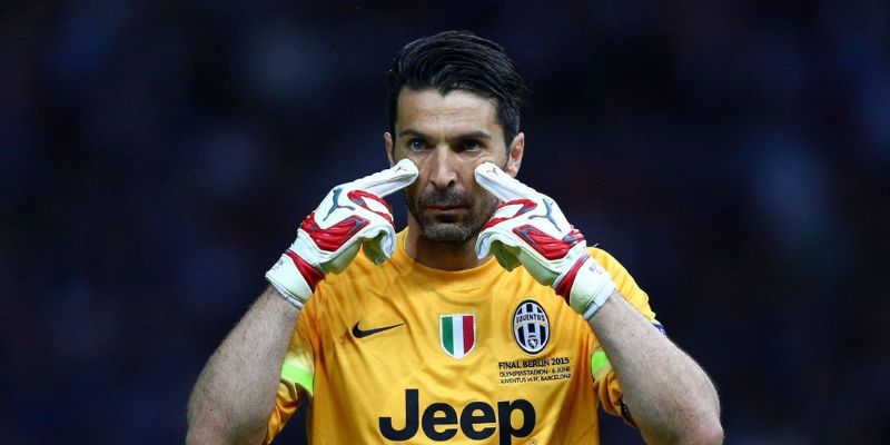 Giơi thiệu thủ môn Gianluigi Buffon